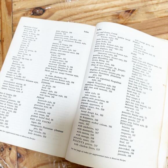 Vintage 1950 Talisman Italian Cook Book by Ada Boni Hardcover - Picture 9 of 9